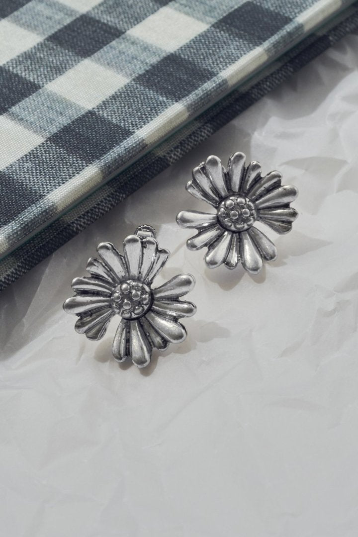 ヴィンテージ マーガレット イヤリング