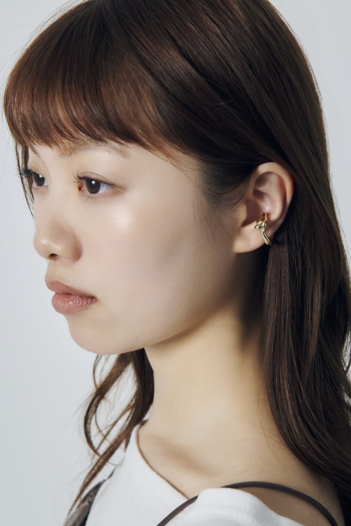 ニュアンス ノット フープ ワンタッチ イヤリング