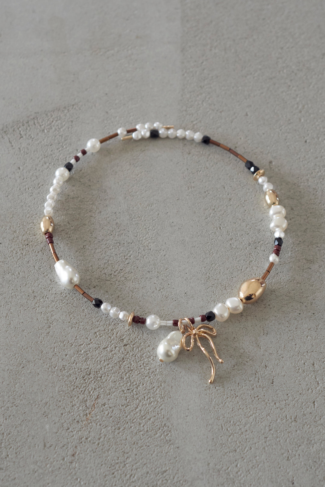 マルチ ビーズ ネックカフ