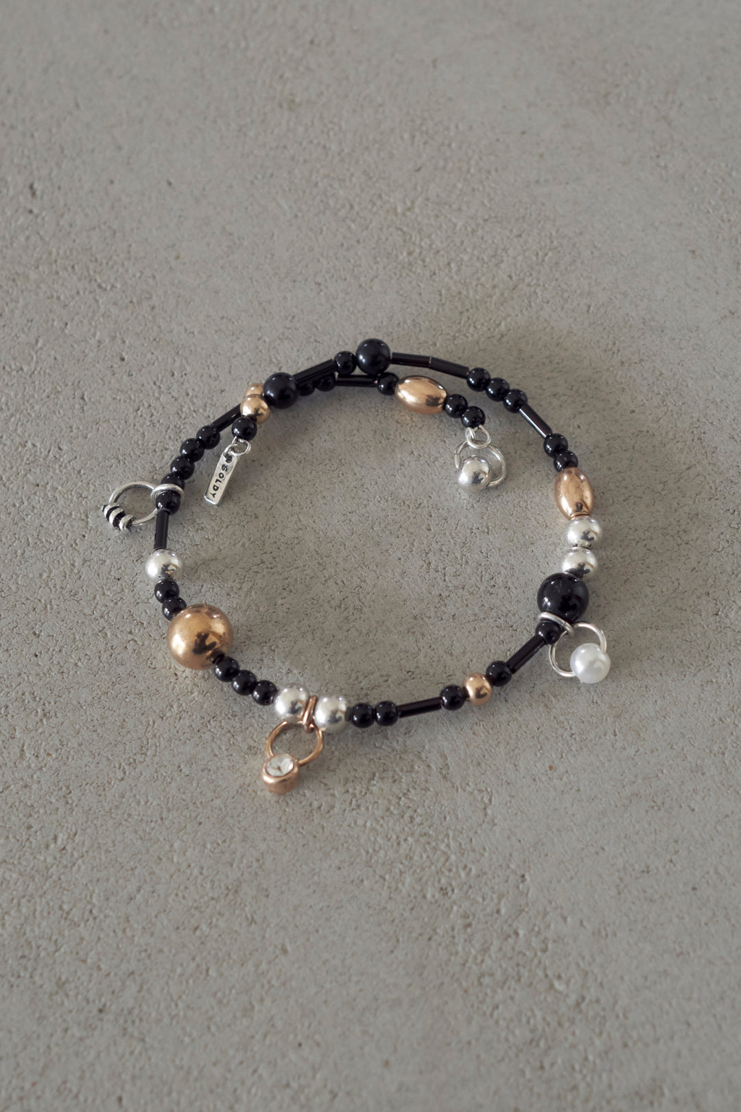 マルチ ビーズ バングル