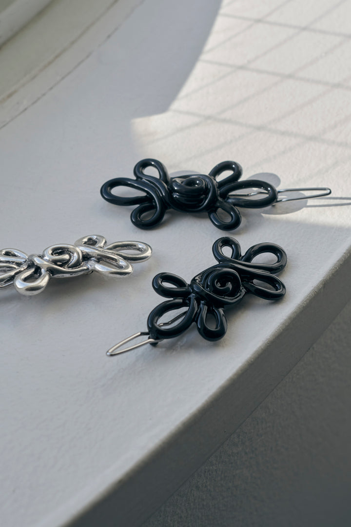 テンプティング チャイナ ヘアピン