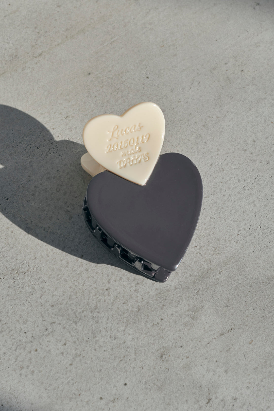 ルーカス ハート ID プレート ミニ バンス クリップ