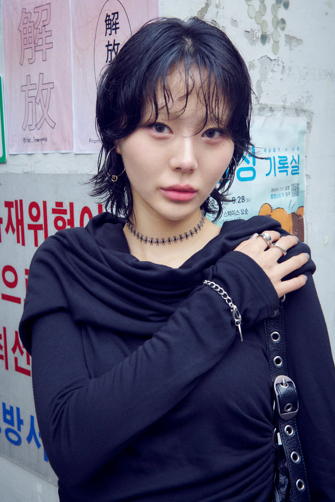 マイクロ チャーム スパイラル ピアス【KOREA SNAP】