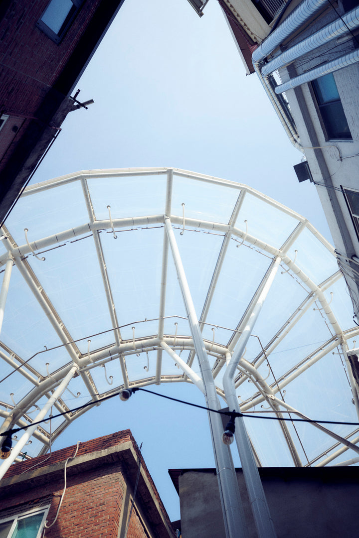 マイクロ チャーム スパイラル ピアス【KOREA SNAP】