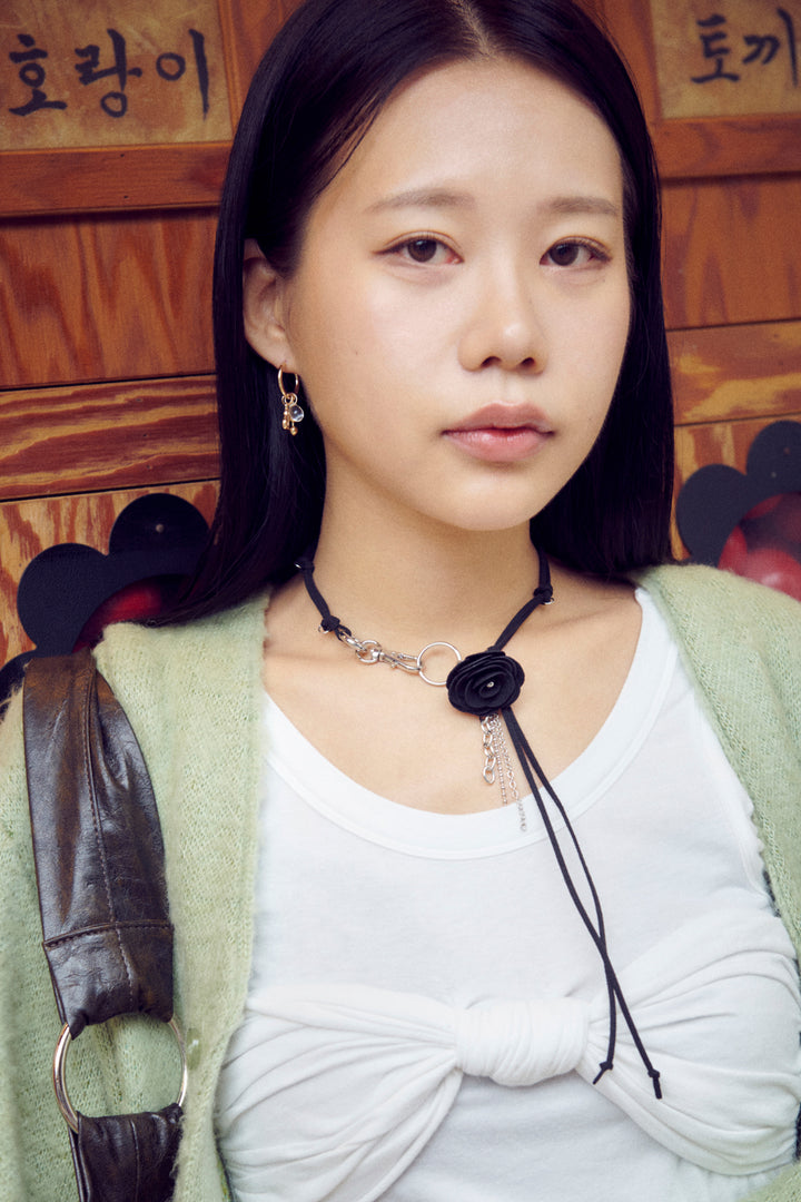 スエード ローズ ミックス チェーン チョーカー【KOREA SNAP】