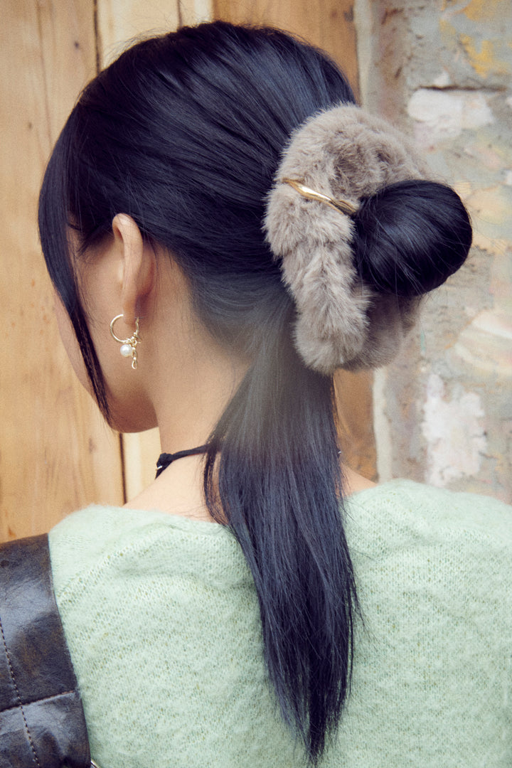 メタル ニュアンス ファー シュシュ【KOREA SNAP】