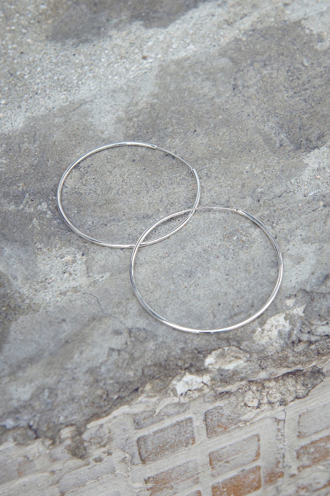 スリム ビッグ フープ ピアス【KOREA SNAP】