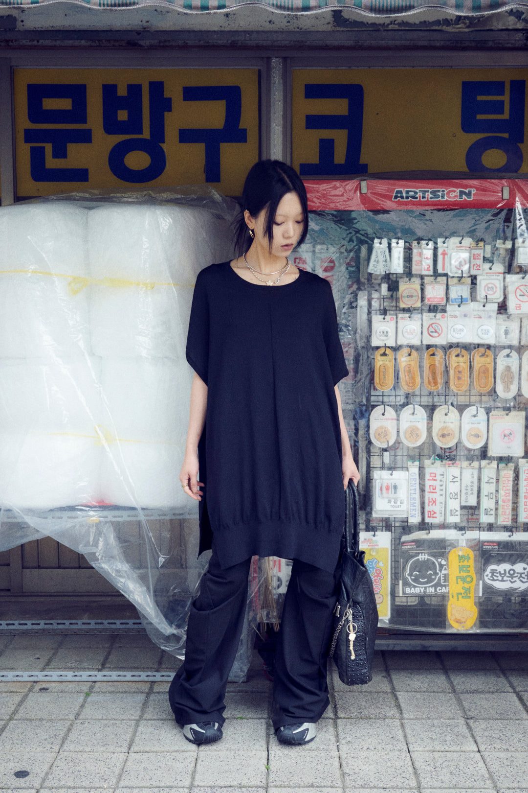 スフィアー オーバル フープ ピアス【KOREA SNAP】