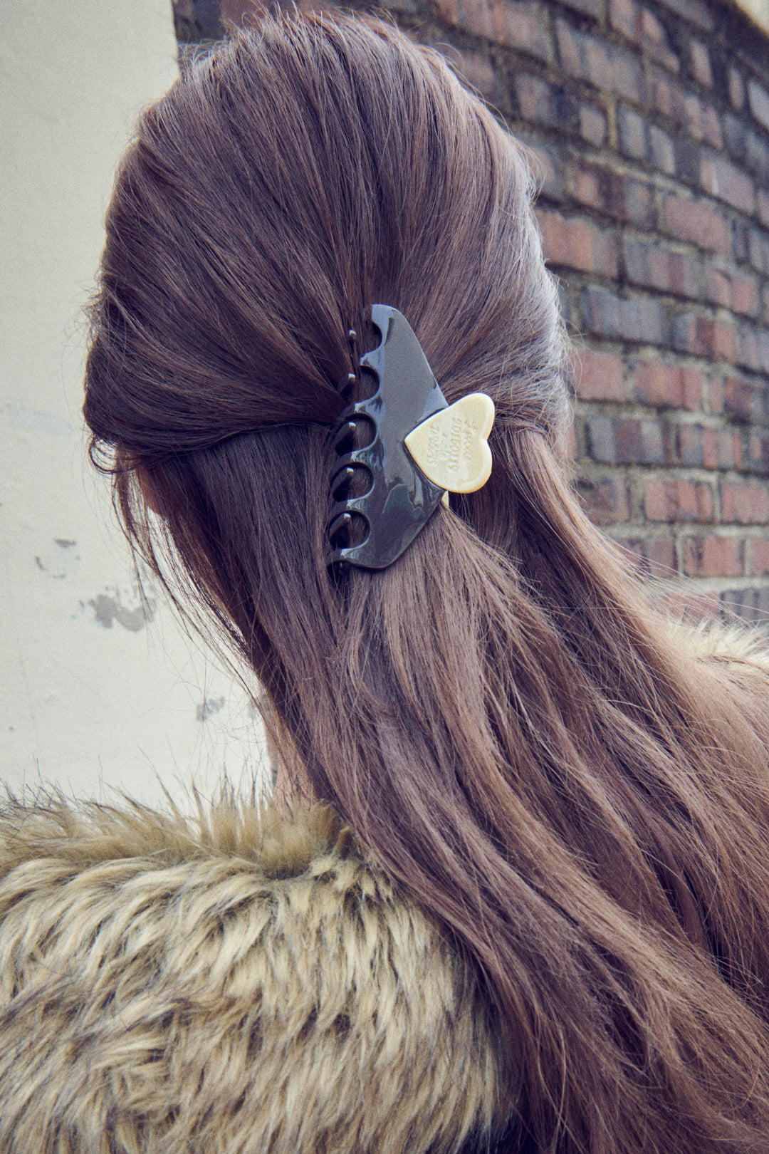 ルーカス ハート ID プレート バンス クリップ【KOREA SNAP】