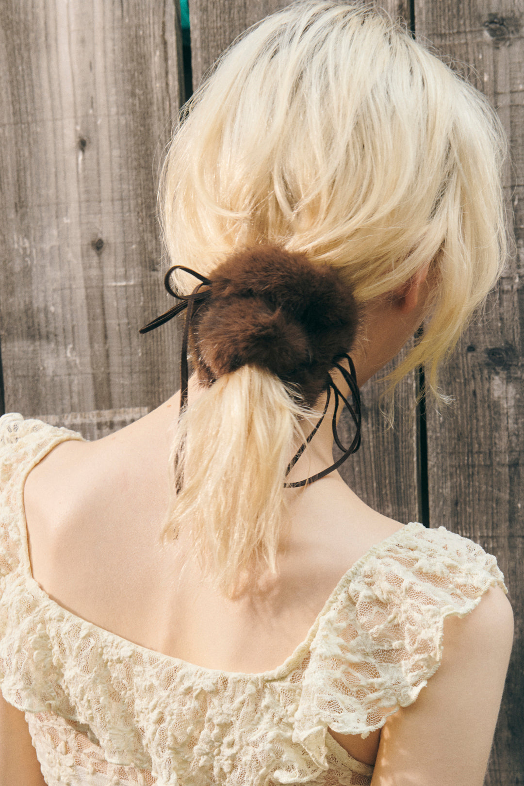 リボン ハング ファー ビッグ シュシュ – GOLDY Onlinestore