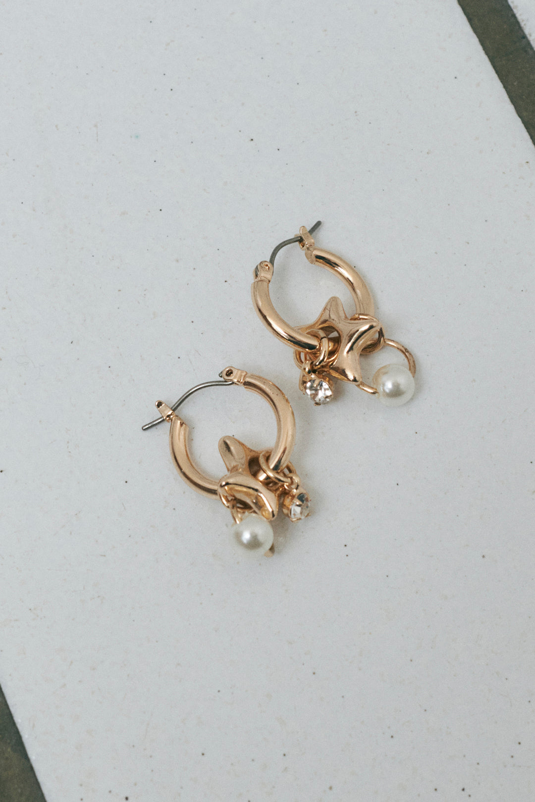 アッセンブル スター チャーム ピアス – GOLDY Onlinestore