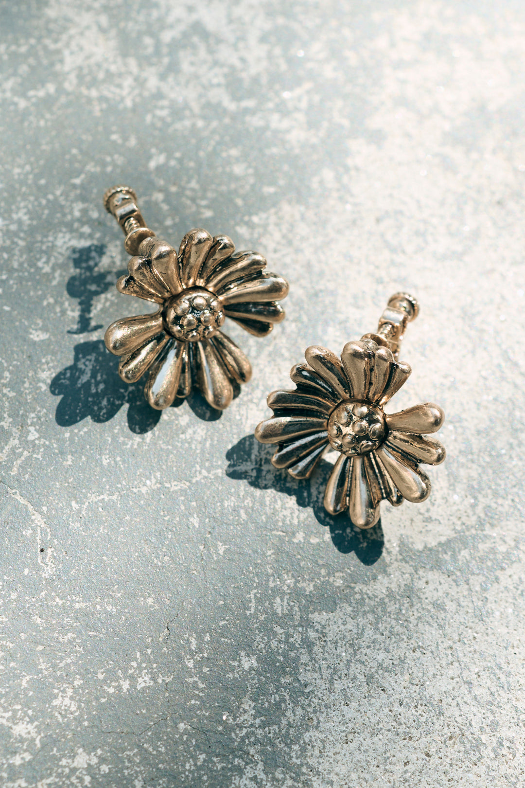 ヴィンテージ マーガレット イヤリング