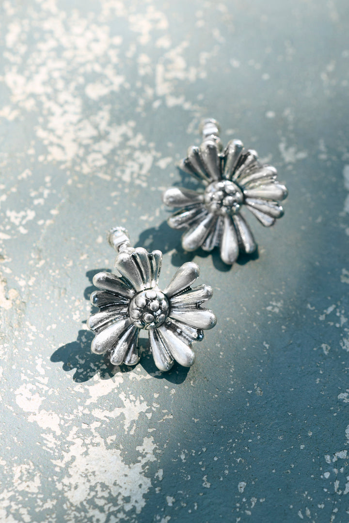 ヴィンテージ マーガレット イヤリング