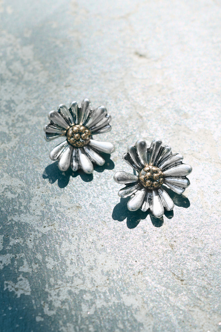 ヴィンテージ マーガレット ピアス