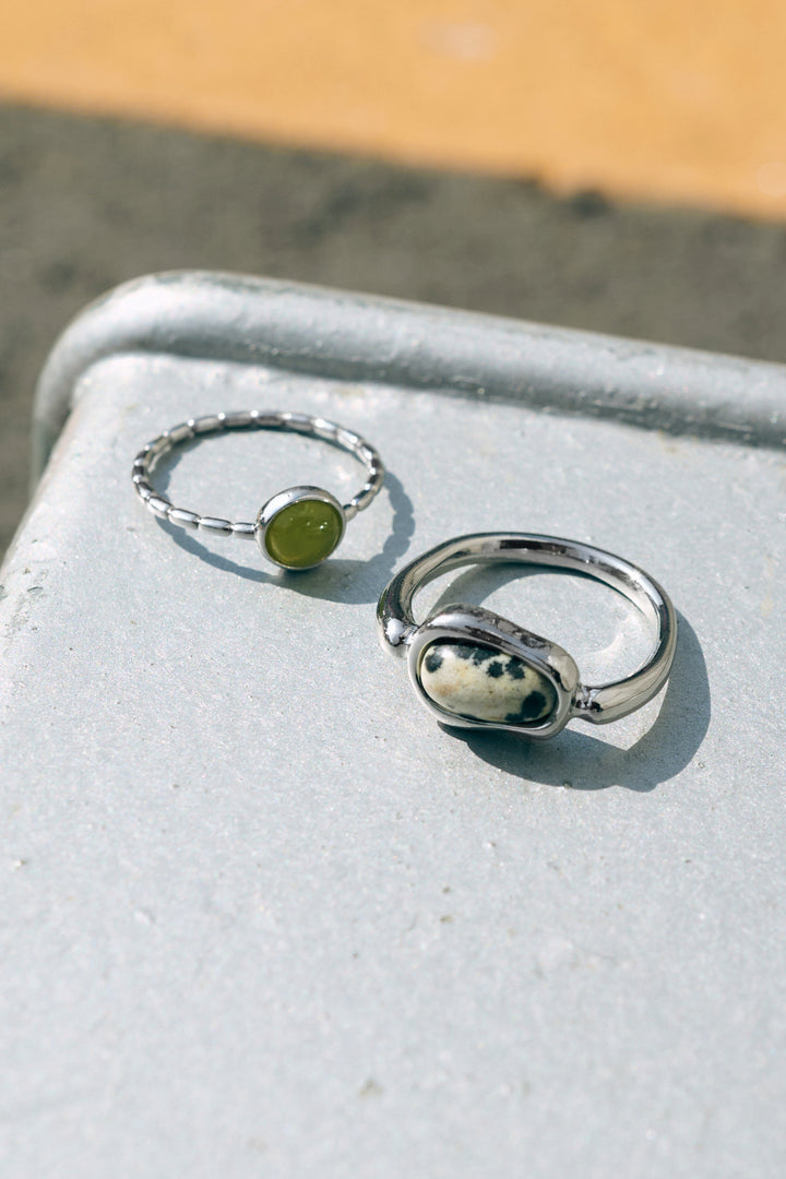 ダルメシアン × カラー ストーン セット リング