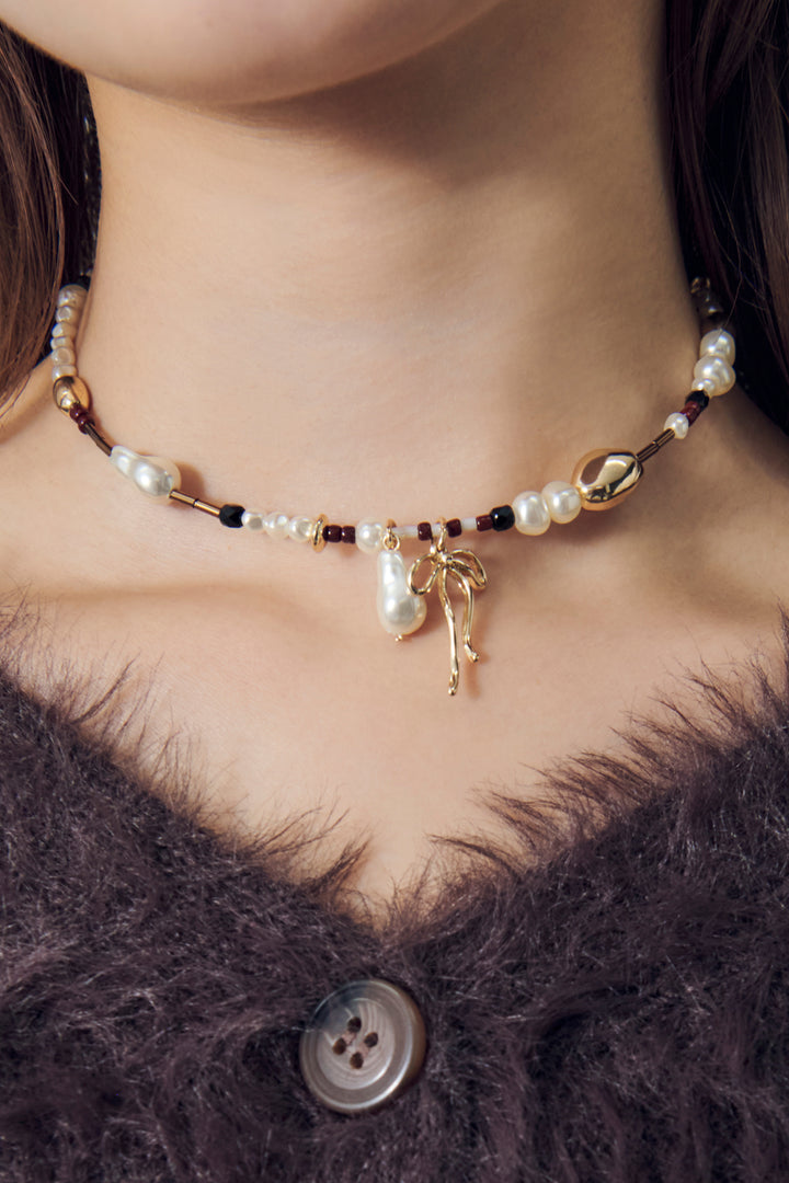 マルチ ビーズ ネックカフ