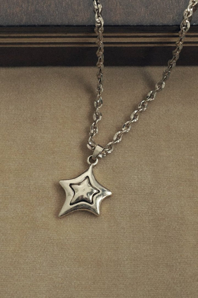 ヴィンテージ レイヤード スター ネックレス – GOLDY Onlinestore