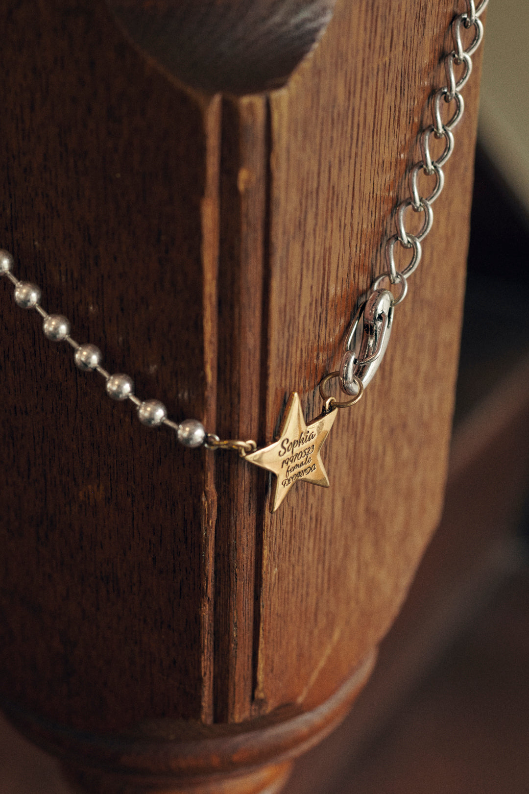 ソフィア スター ID プレート ネックレス
