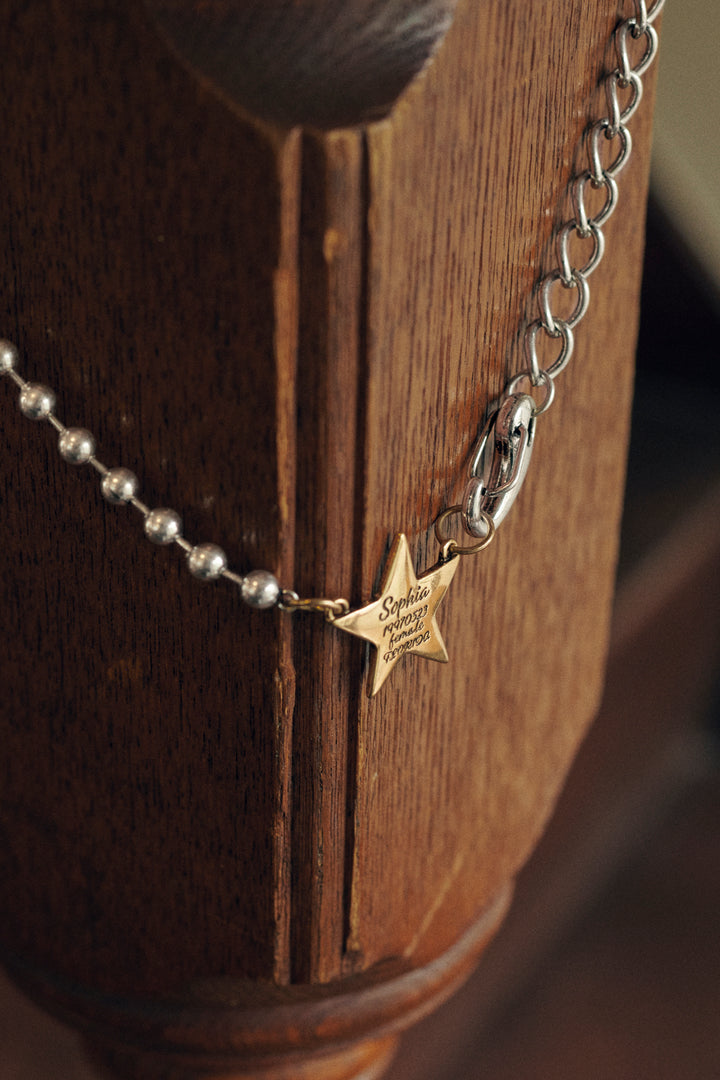 ソフィア スター ID プレート ネックレス