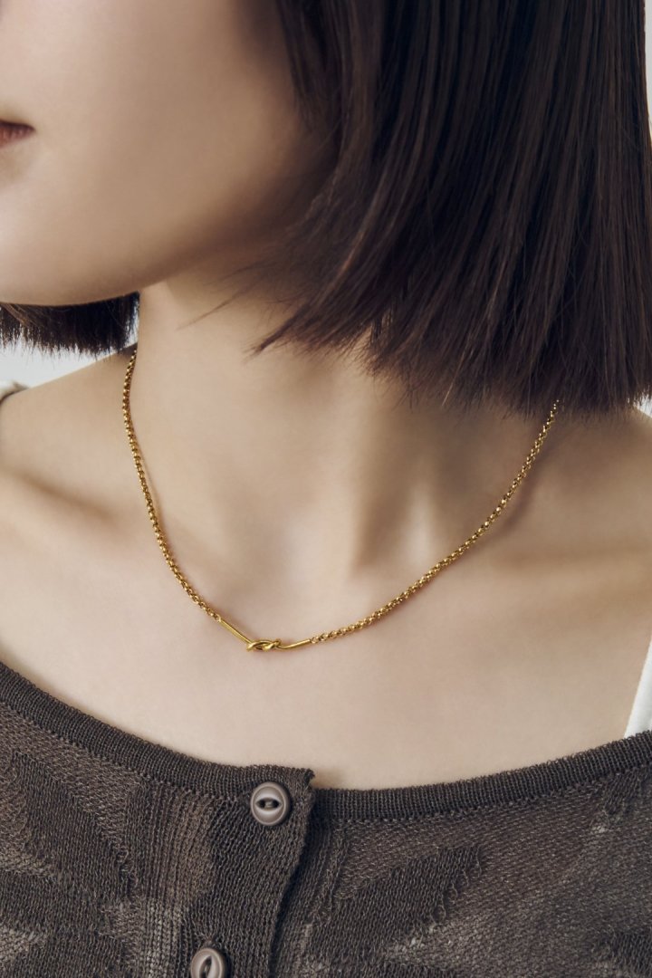 ノット × チェーン ステンレス ネックレス