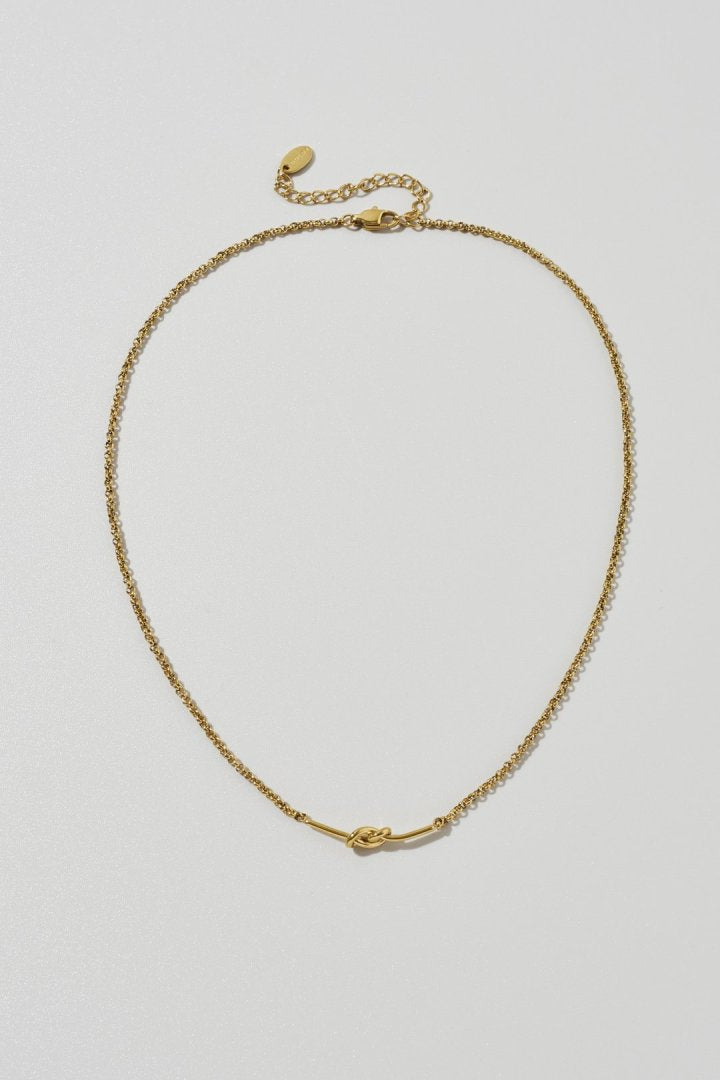 ノット × チェーン ステンレス ネックレス