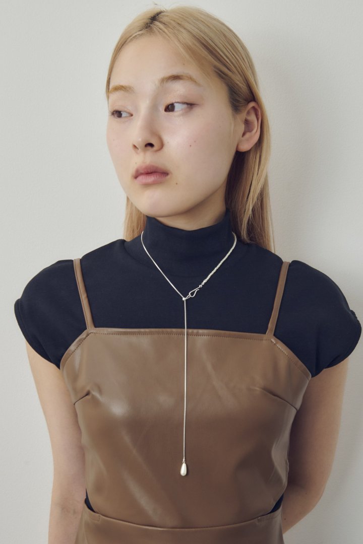 フローイング パール × フック ネックレス