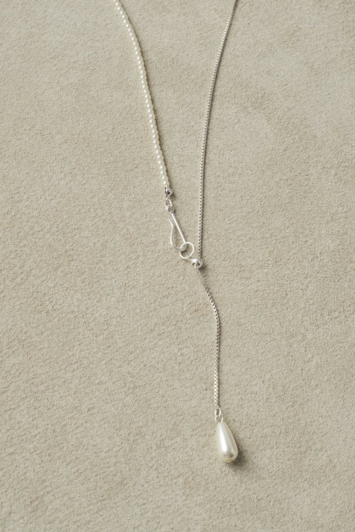 フローイング パール × フック ネックレス