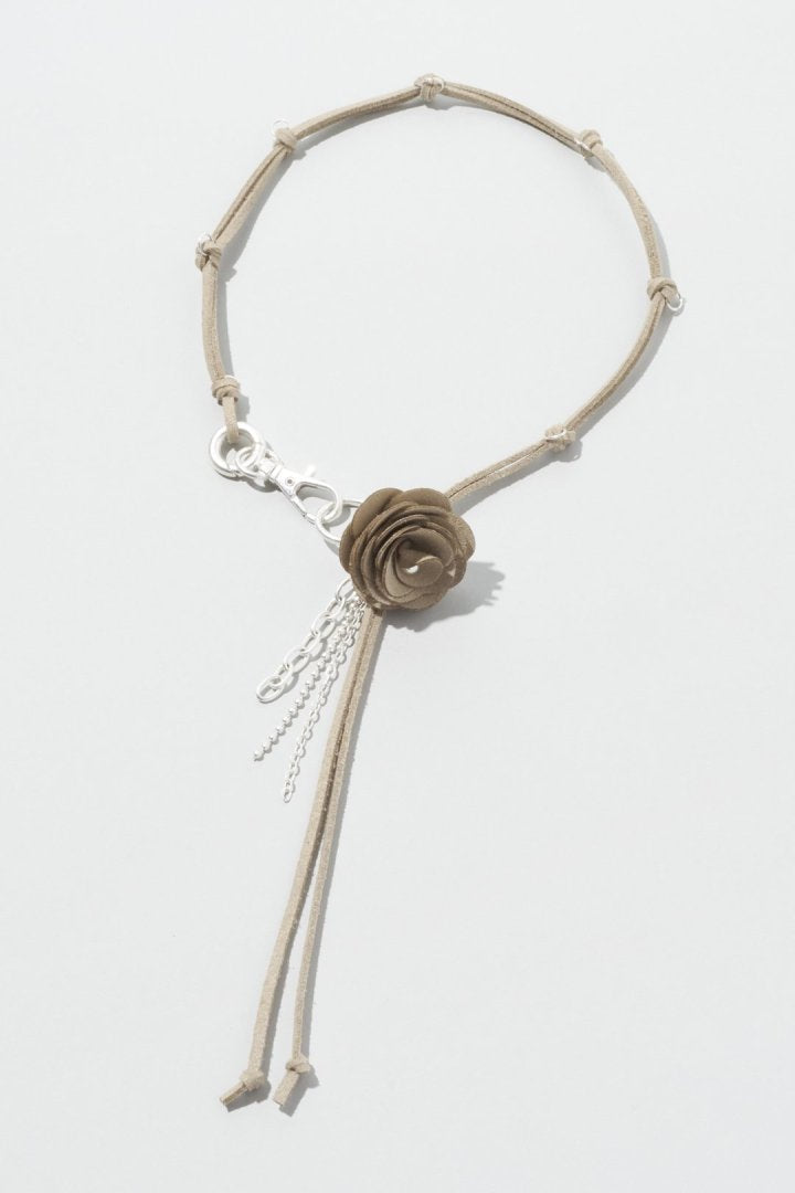 スエード ローズ ミックス チェーン チョーカー