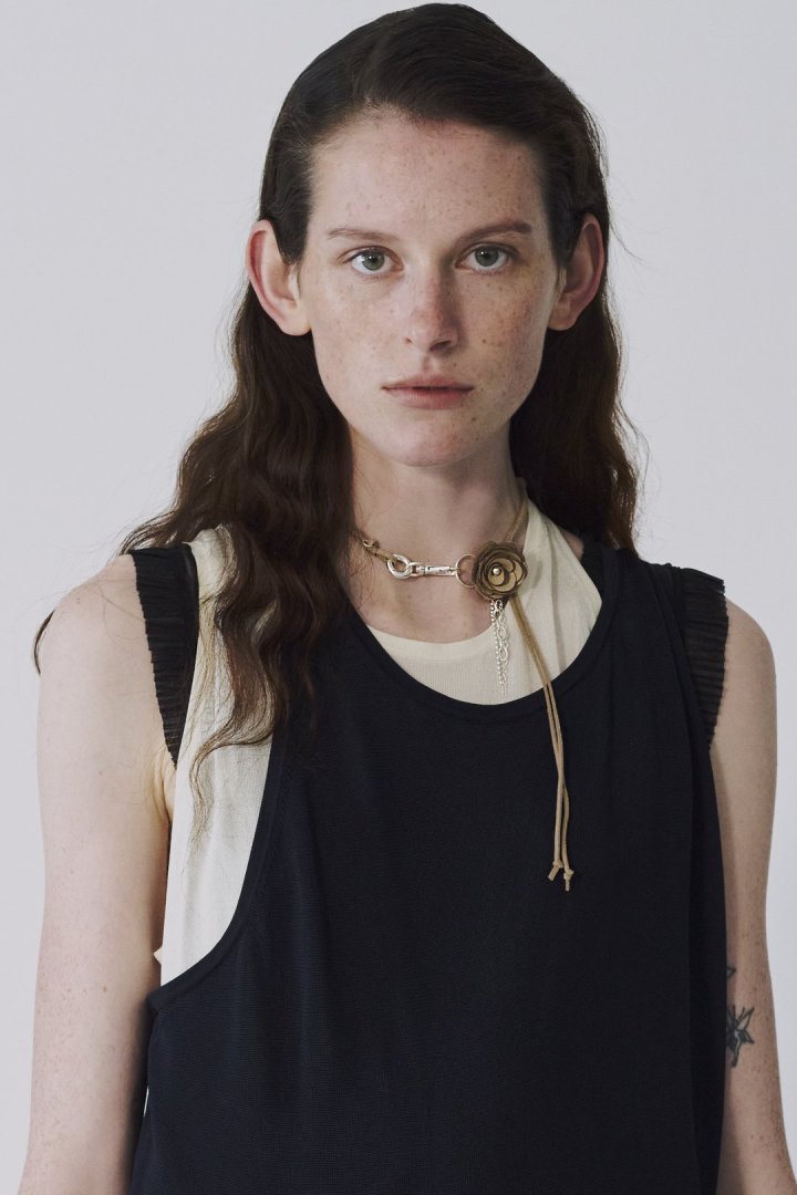 スエード ローズ ミックス チェーン チョーカー