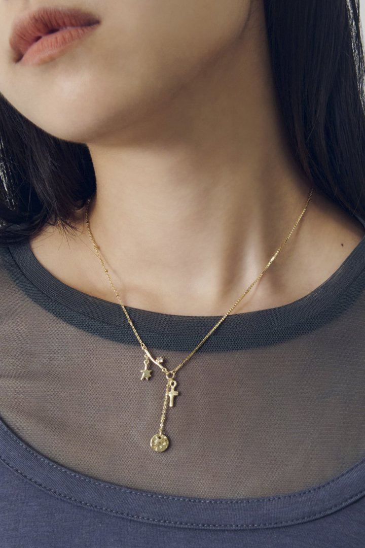 スクリブル モチーフ ネックレス