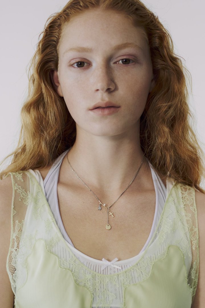 スクリブル モチーフ ネックレス