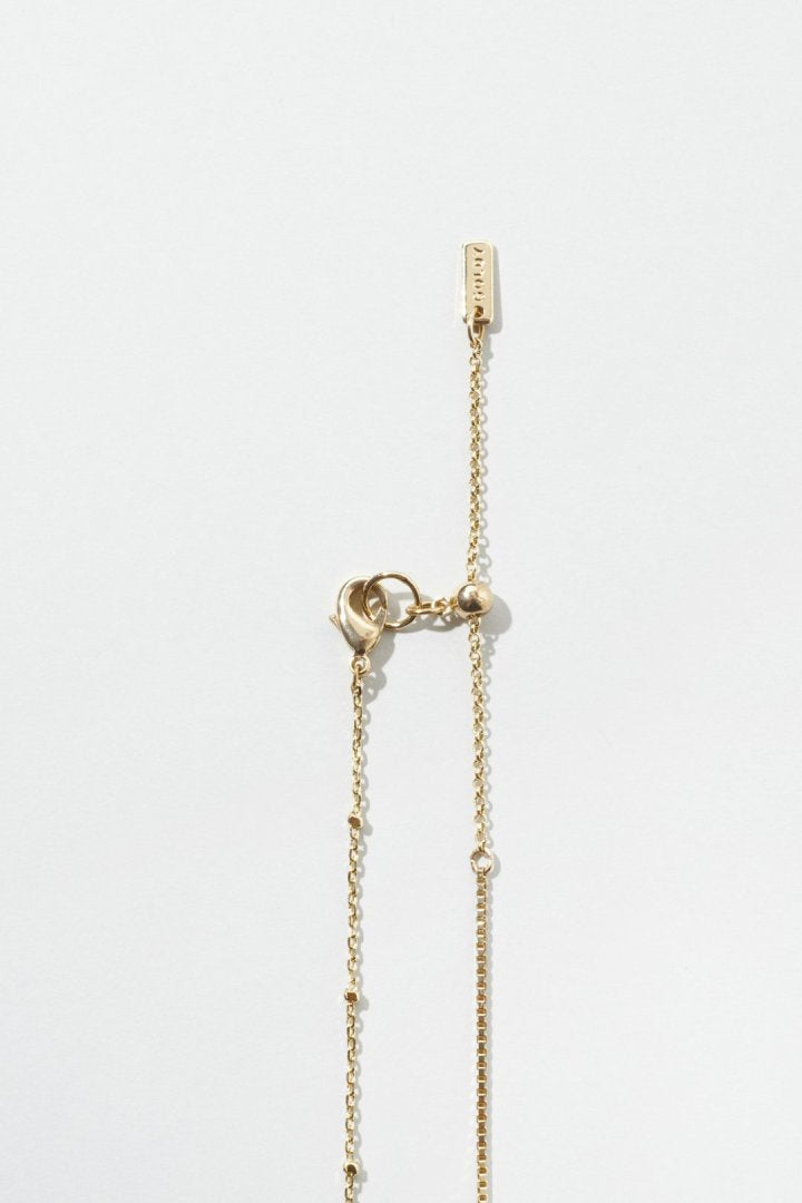 スクリブル モチーフ ネックレス