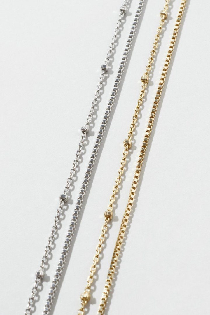 スクリブル モチーフ ネックレス