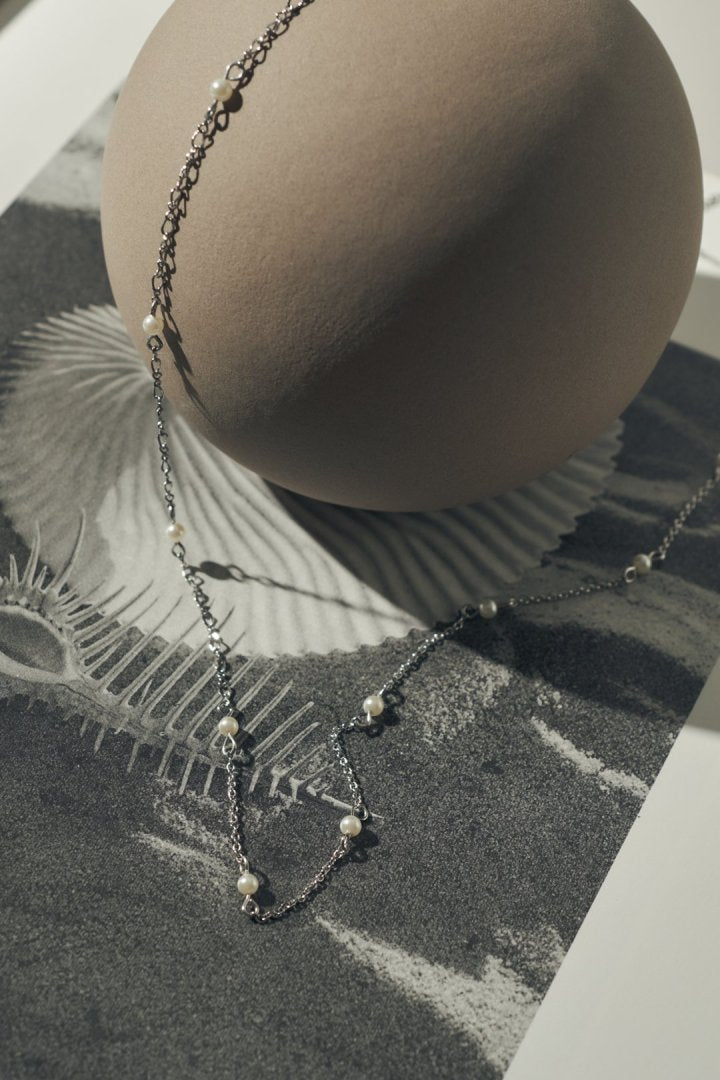 ステーション パール ロング ネックレス