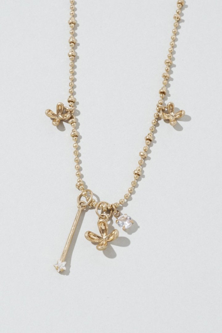 ブルーミング ミニ フラワー ネックレス