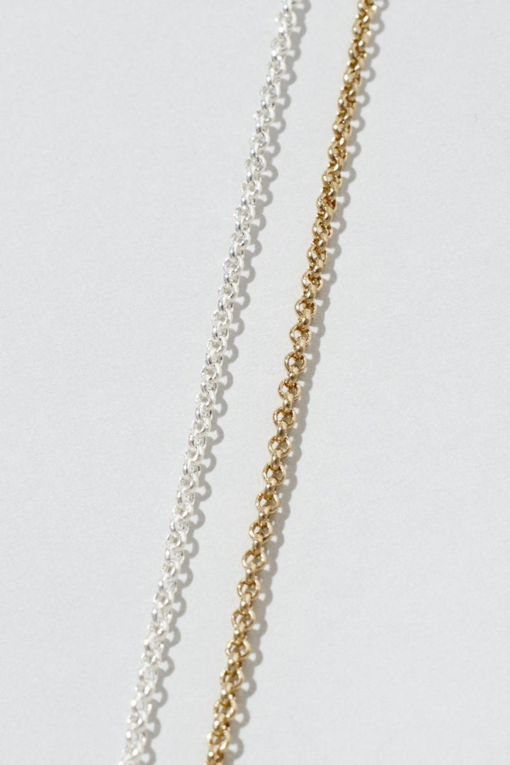 ビジュー × クロス モチーフ チャーム ネックレス