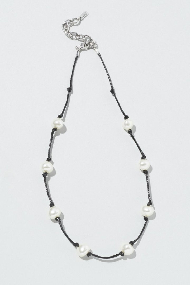 ステーション ビーズ コード ネックレス