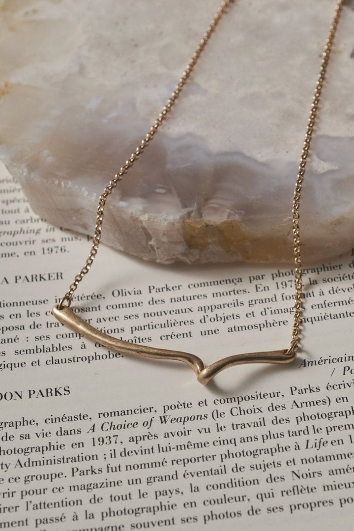 ドローイング メタル ライン ネックレス