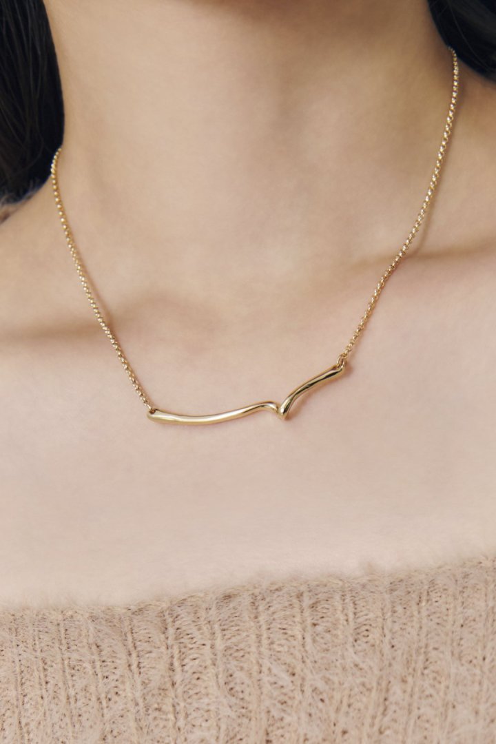 ドローイング メタル ライン ネックレス