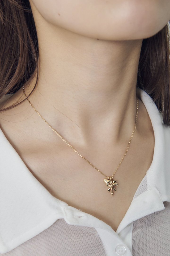 ウィッティ フラワー ネックレス