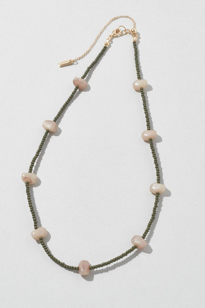 アソートメント バイカラー ビーズ チョーカー