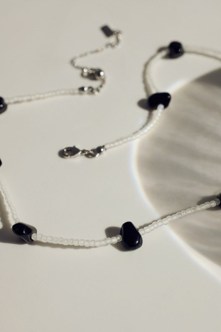 アソートメント バイカラー ビーズ チョーカー