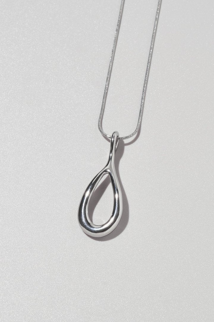 ドロップ ロング ステンレス ネックレス