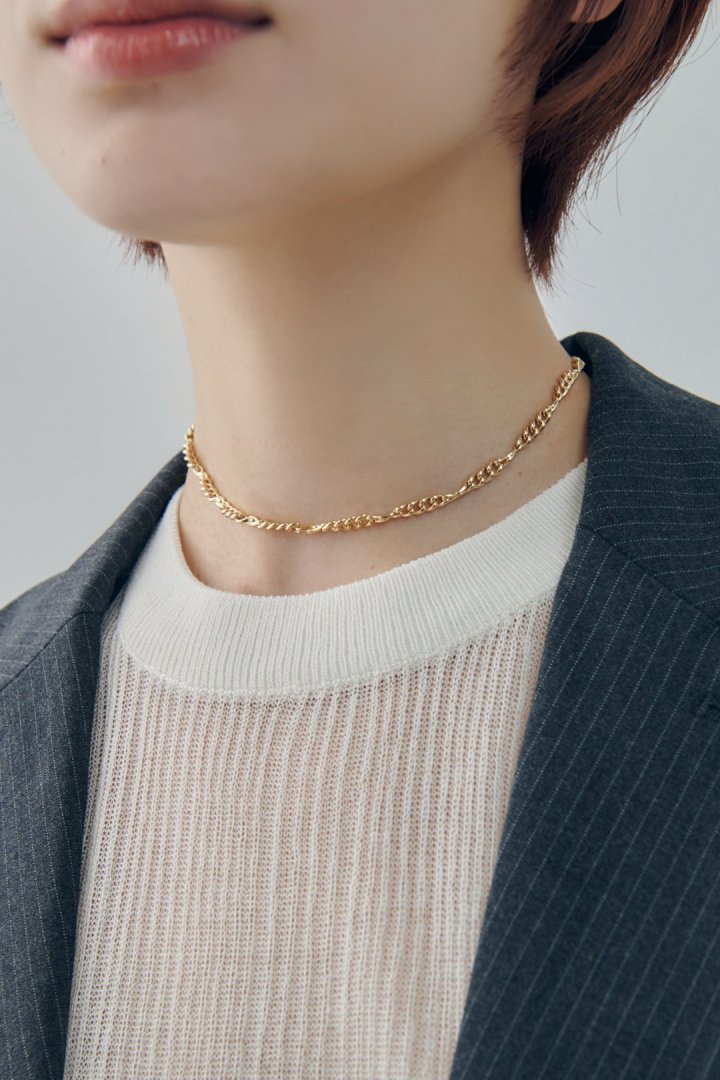 ツイスト チェーン チョーカー