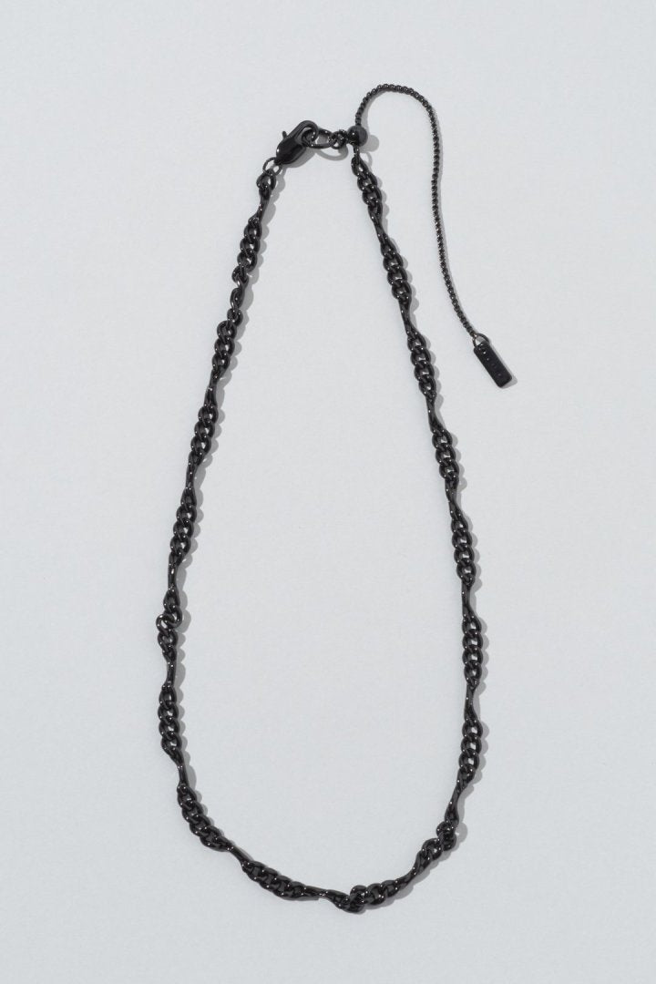 ツイスト チェーン チョーカー