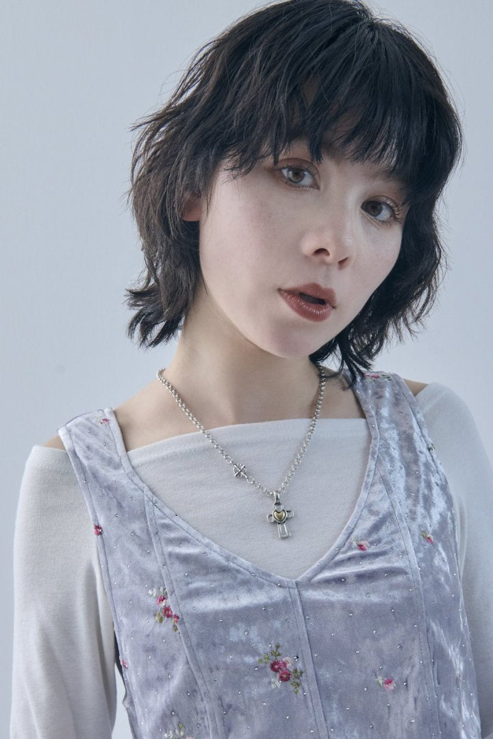 ヴィンテージ ハート エンベッド クロス ネックレス