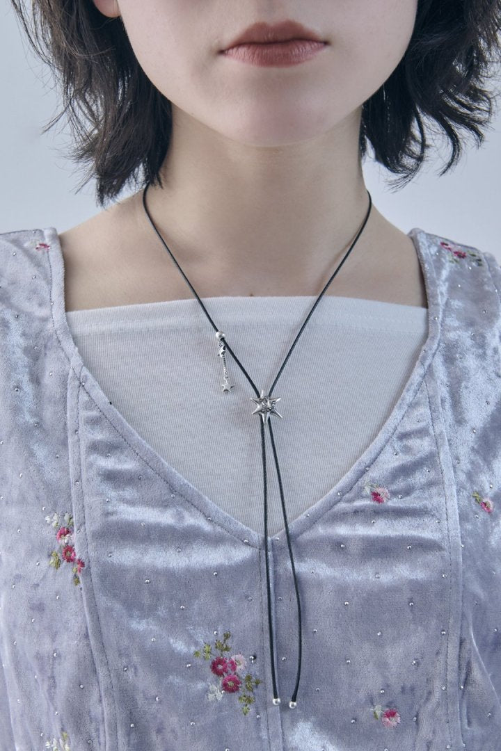 ポインテッド チャーム ループ タイイング ネックレス