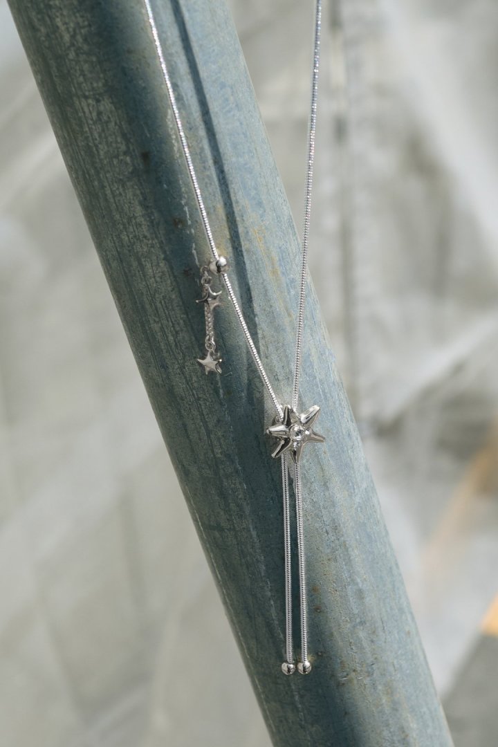 ポインテッド チャーム ループ タイイング ネックレス