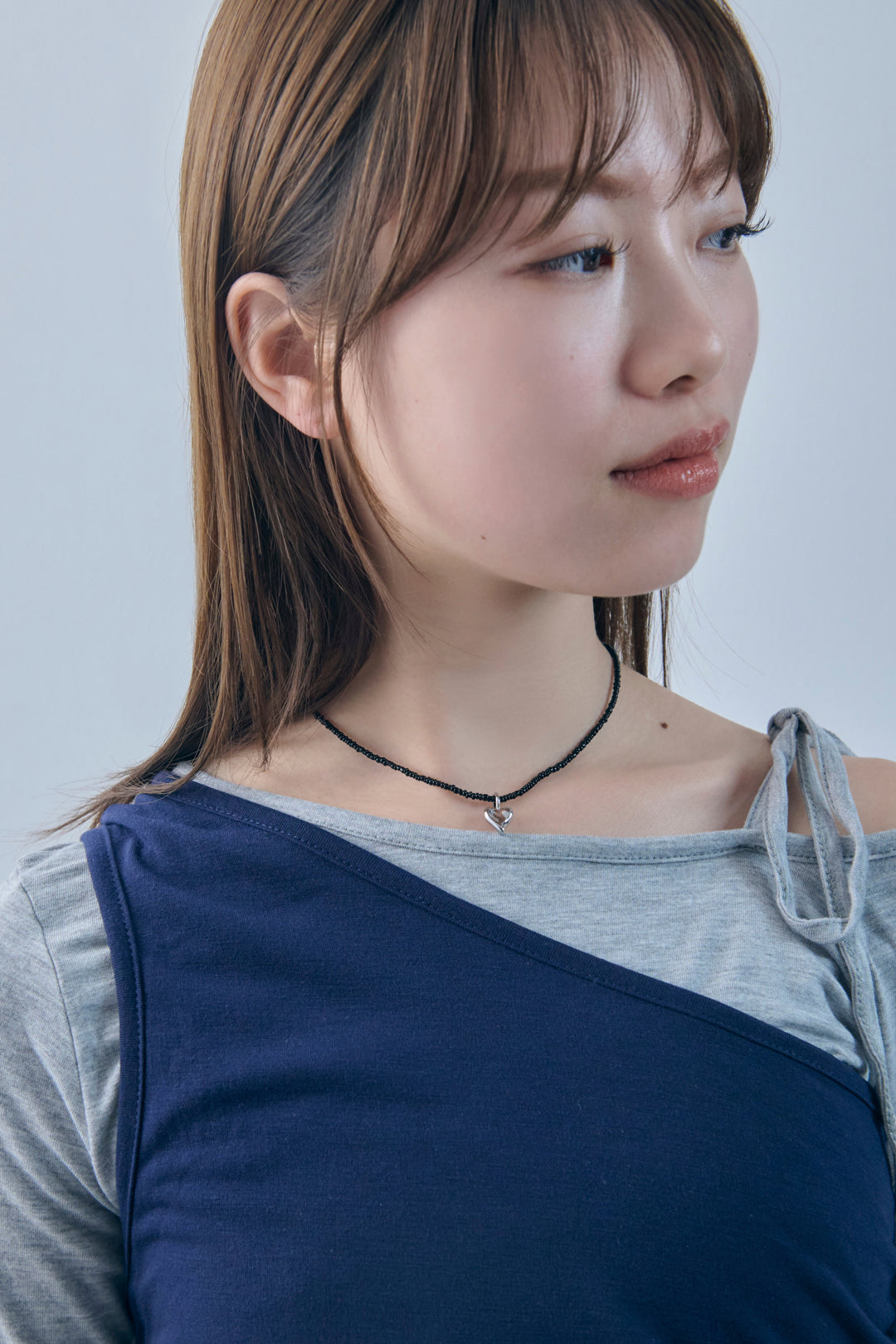 ビーズ × メタル ハート ネックレス