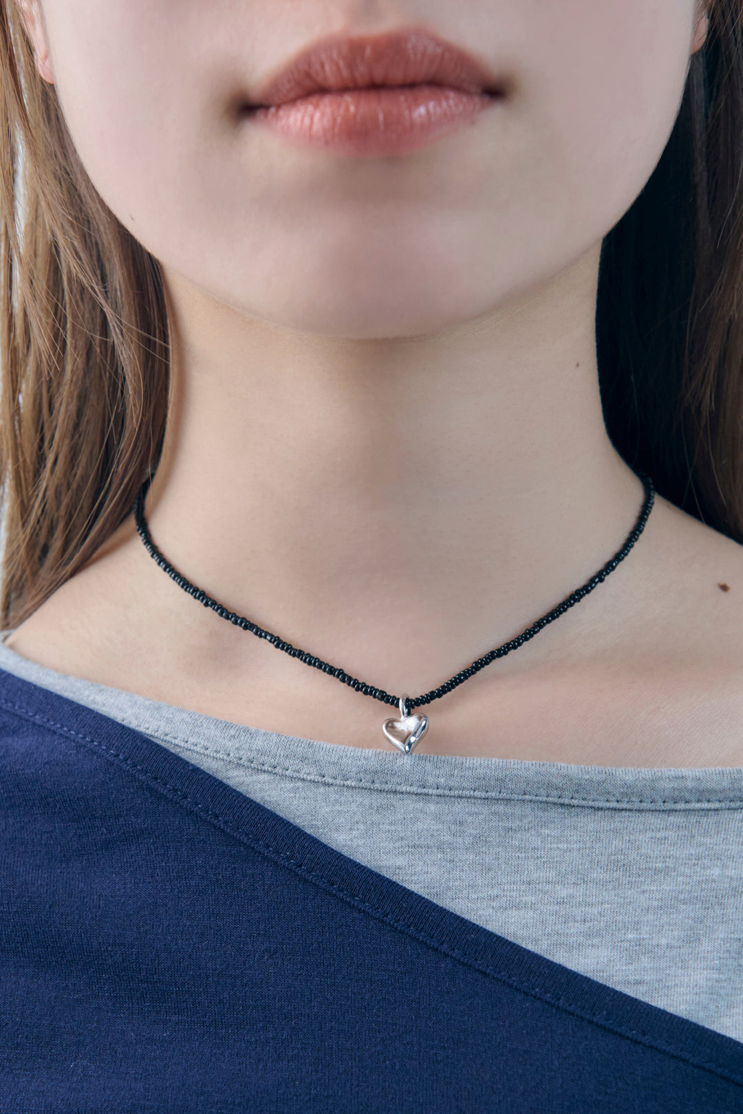 ビーズ × メタル ハート ネックレス